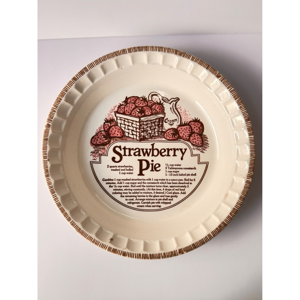 Vintage Royal China Jeannette Strawberry Pie Recipe Stoneware Baking Dish USA